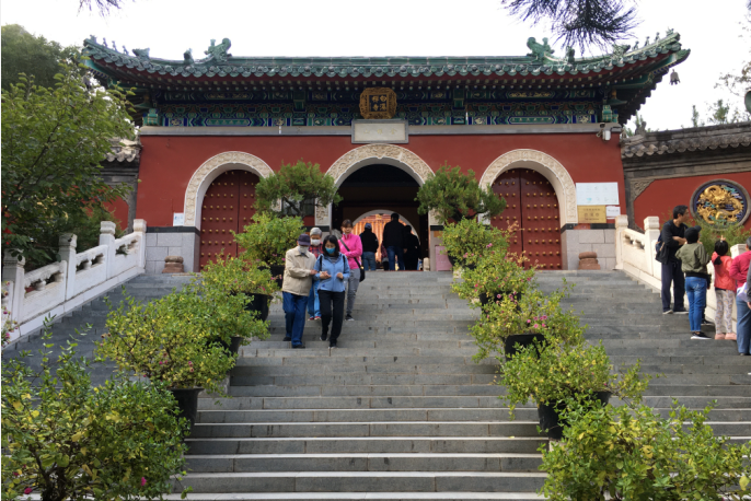 白瀑寺山门全景2020年摄